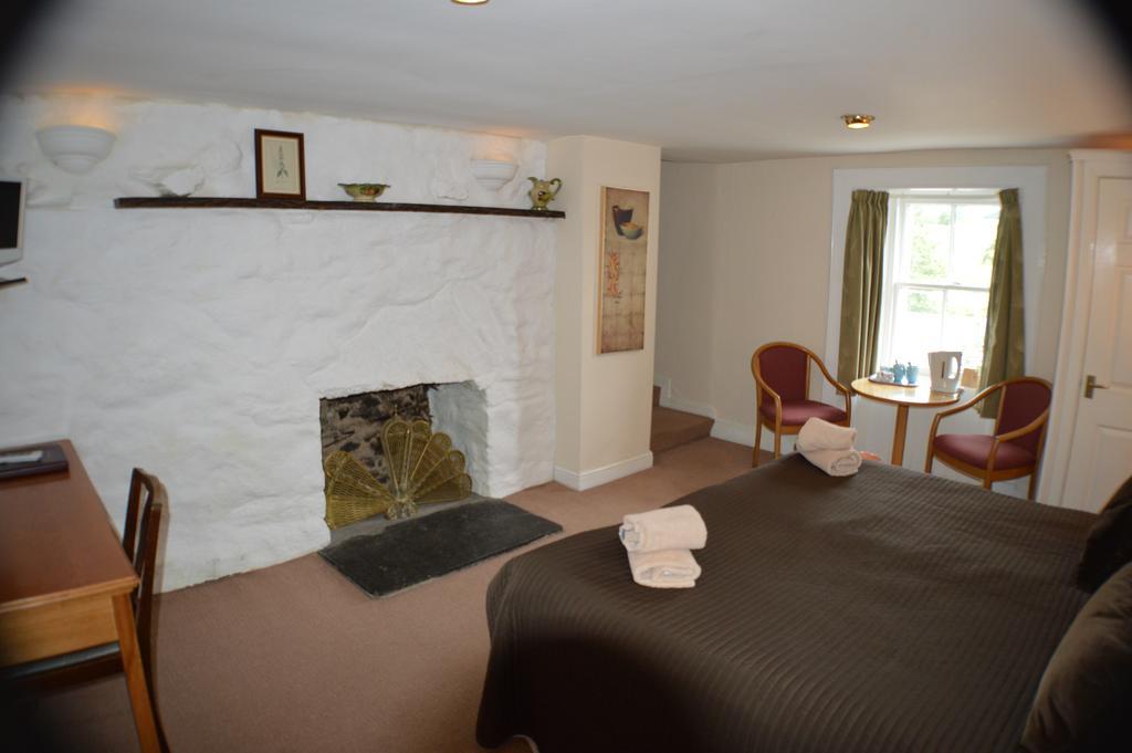 The Bridge Of Lochay Hotel Killin Bilik gambar